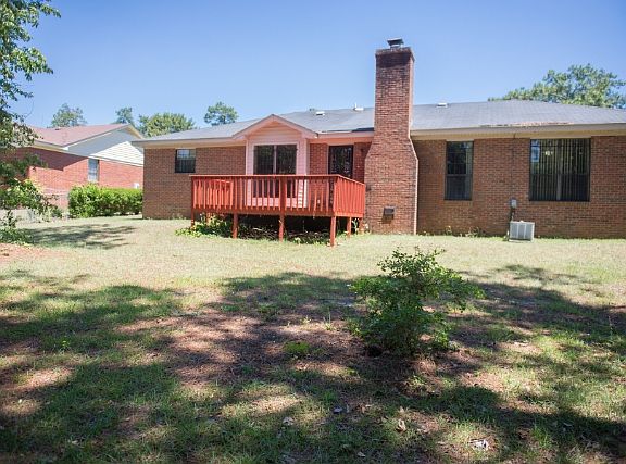 5th image of 2648 Portsmouth Pl