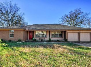 316 W Young St, Howe, TX 75459
