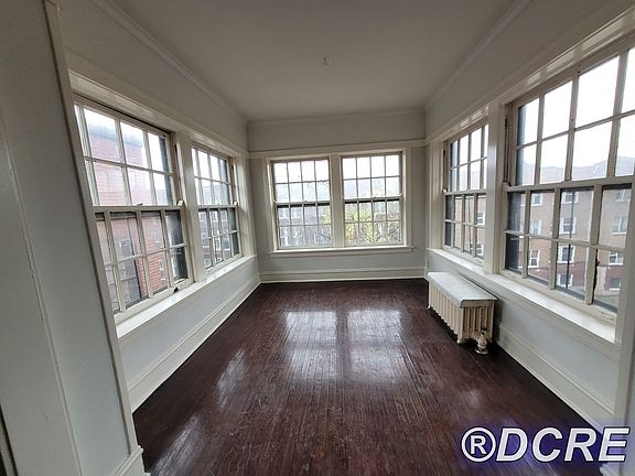2nd image of 1416 W Jonquil Ter #3E