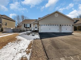 1024 Hillside Rd, Sauk Rapids, MN 56379