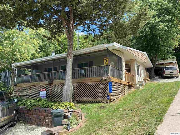 3rd image of 2631 N Sycamore Haven Dr