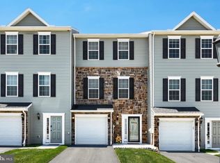 27 Holstein Dr, Hanover, PA 17331
