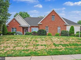 1771 N Meadow Dr, Mechanicsburg, PA 17055