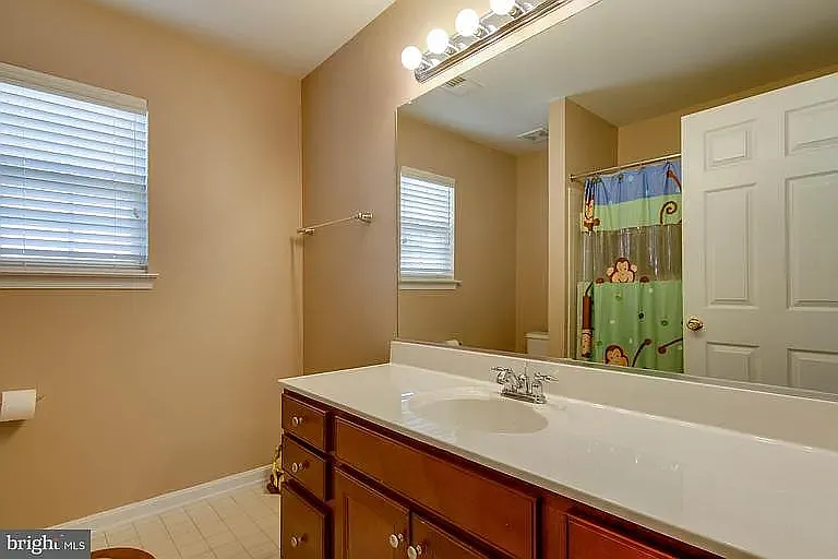 108 Carriage Hill Dr — Photo 5