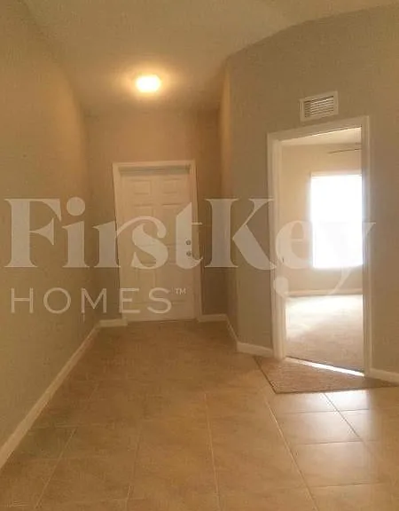 991 SW Dubois Ave — Photo 13