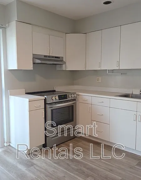 9979 Chateau Roi Dr #1 — Photo 8