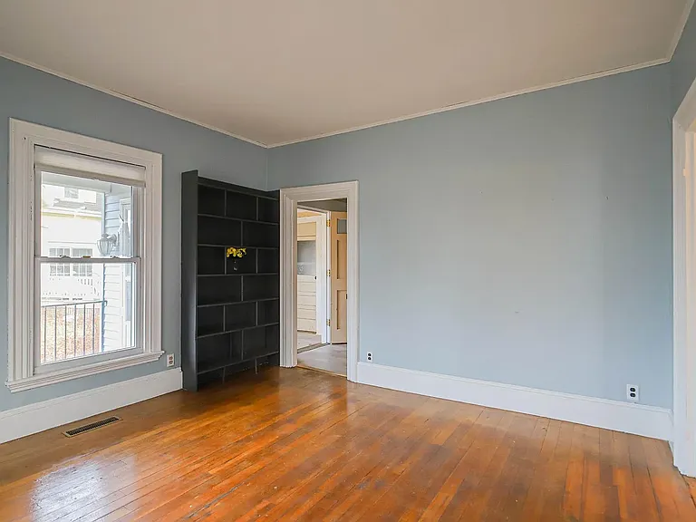 376 Preble St #1 — Photo 10