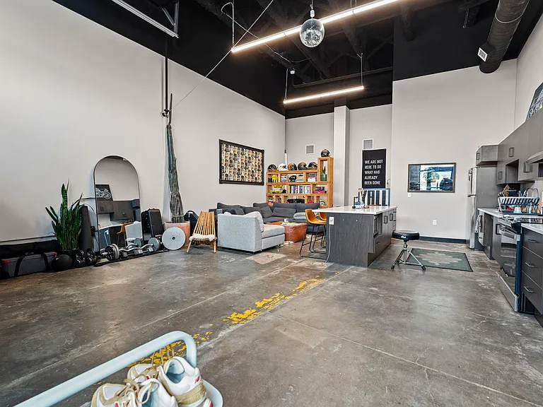 9th St Lofts — Photo 35