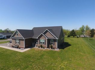 81 Ridgeview Dr, Scottsville, KY 42164