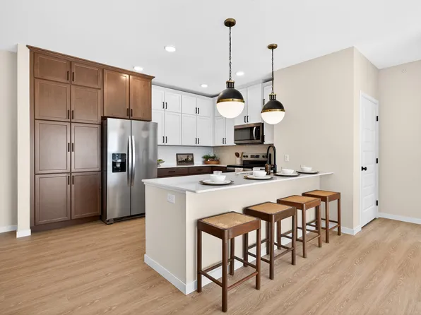 Grand 52 Apartments
