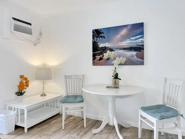 75-5776 Kuakini Hwy APT 327, Kailua Kona, HI 96740
