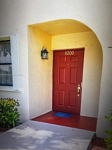 11200 Taft St #11200 Photo 1