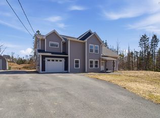 55 Tori Ln, Halifax, NS B2T 0S8