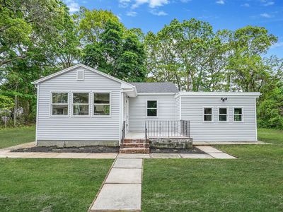 60 Westminster Drive, Shirley, NY, 11967