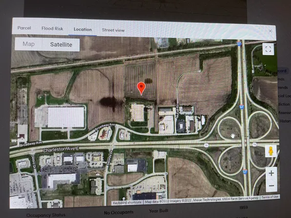 1300 Broadway Ave E, Mattoon, IL 61938