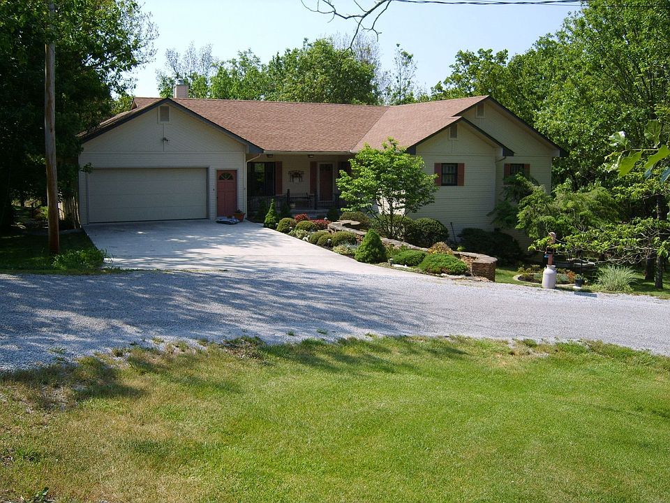 1st image of 15 Lochmor Ct