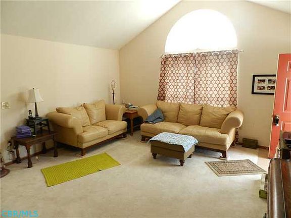 3rd image of 6844 Newrock Dr