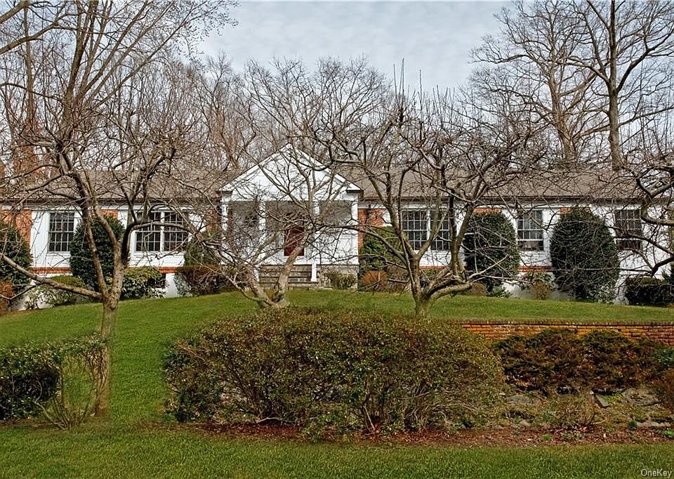 1st image of 17 Kolbert Dr