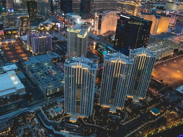 135 Harmon Ave #414, Las Vegas, NV 89109