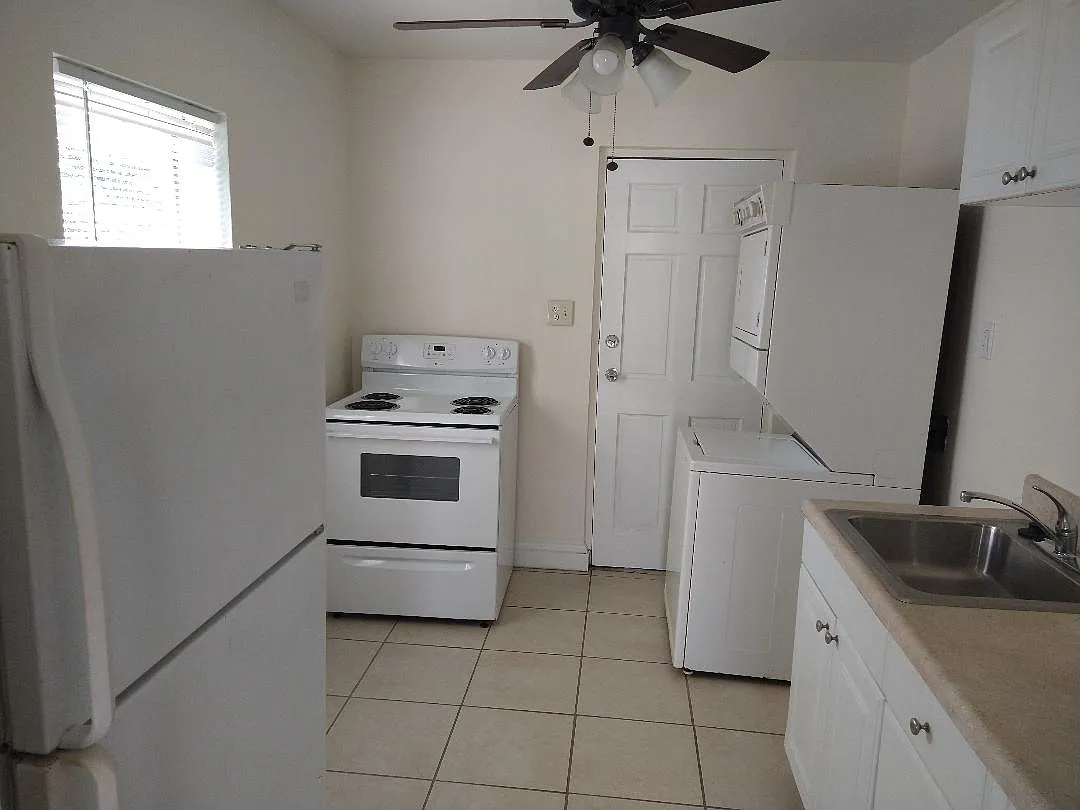 2 bed, 705 sqft, $1,150 — Photo 3
