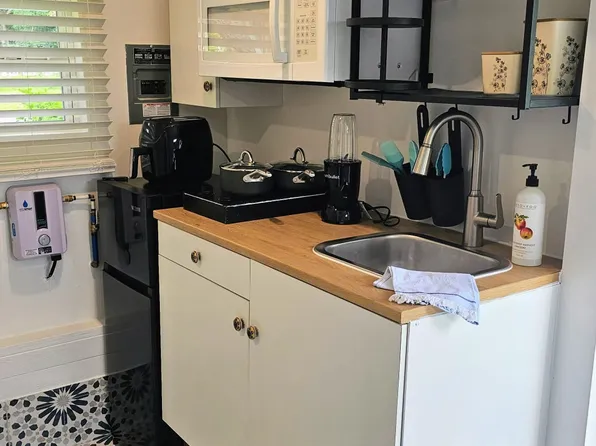 (undisclosed Address), Bonita Springs, FL 34135