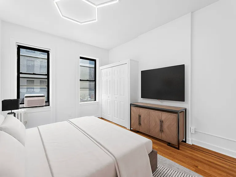 51 Morgan Ave #2-L — Photo 6