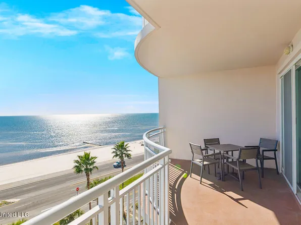 2228 Beach Dr APT 604, Gulfport, MS 39507