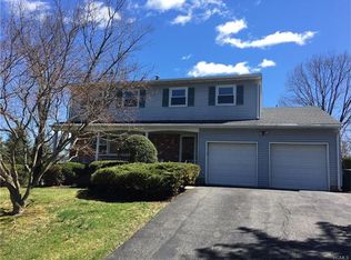 7 Amy Ct, Tappan, NY 10983