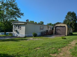 10 Terrace Dr, Plainfield, CT 06374