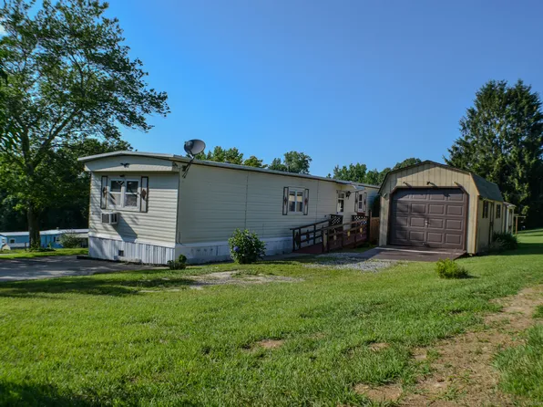 10 Terrace Drive, Plainfield, CT 06374