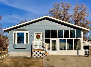 1011 2nd St NE, Devils Lake, ND 58301