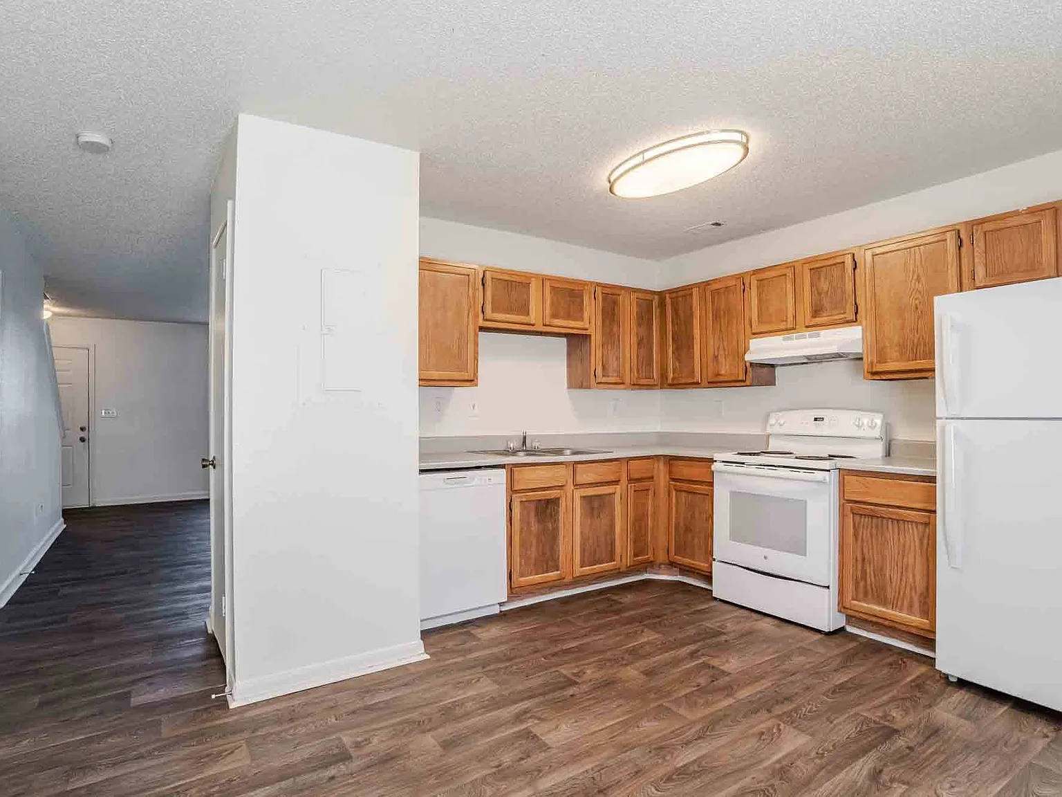 Piedmont Pointe — Photo 4