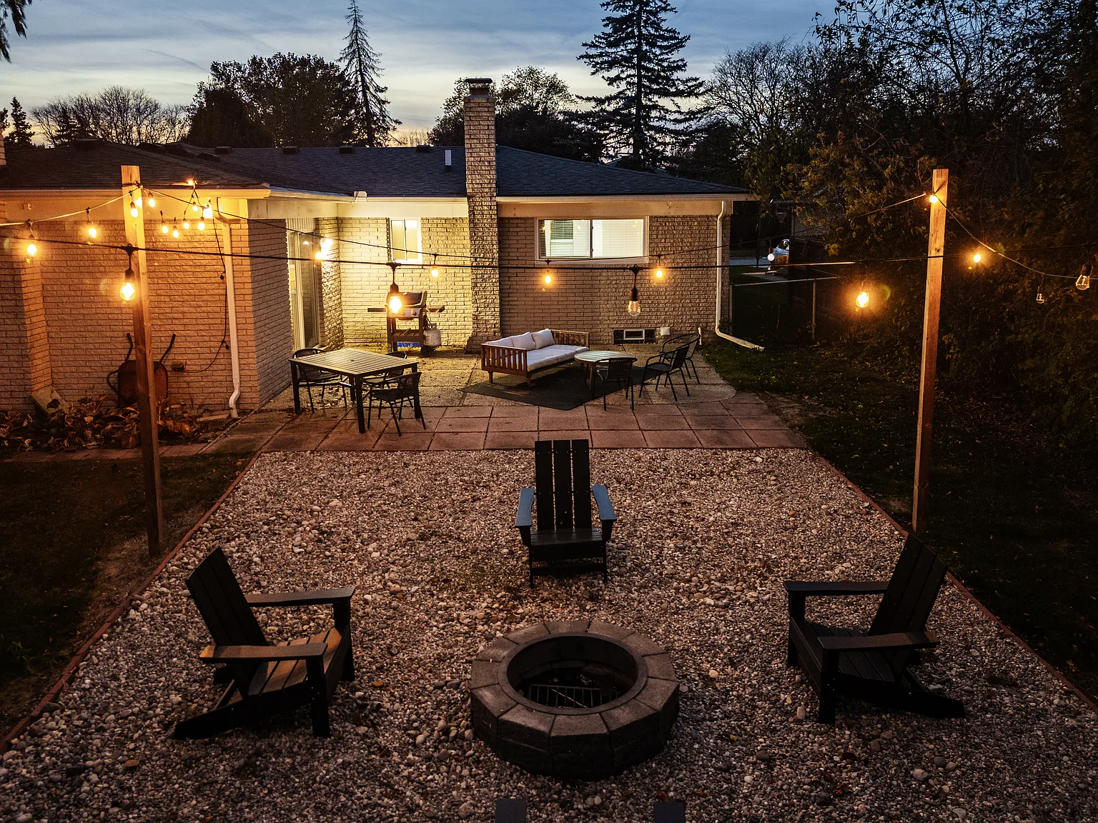 5038 Dayton Dr — Photo 2