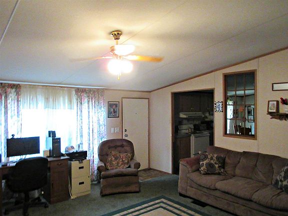 3rd image of 106 County Road 3203