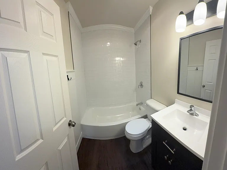 705 Saint Paul Ln — Photo 8