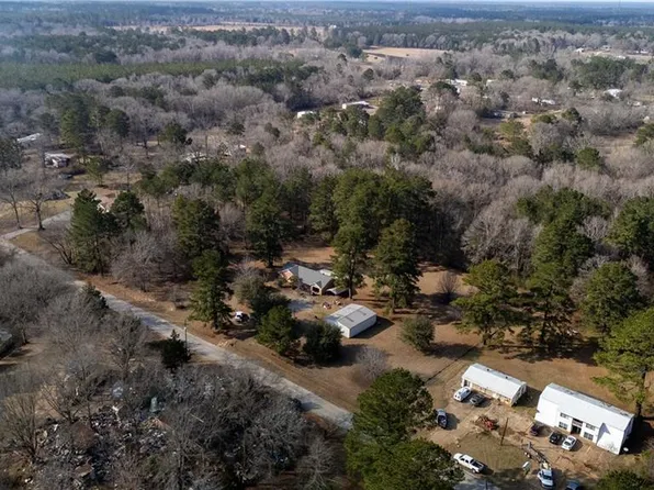 124 Golden Ln, Pollock, LA 71467