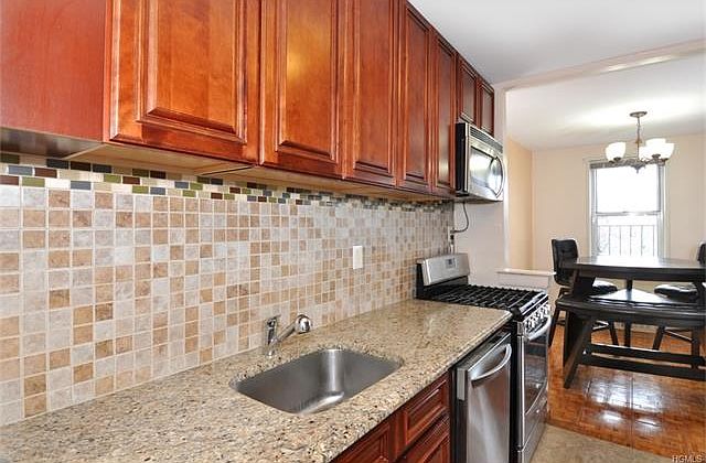 1st image of 2 Sadore Ln APT 6T