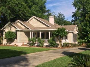 318 Commons Rd, Saint Simons Island, GA 31522