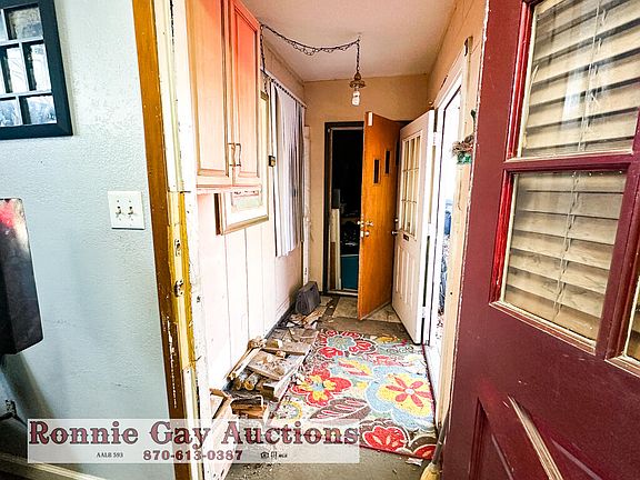 3rd image of 56 S Apache Dr