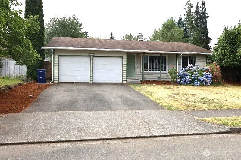 1818 35th Way SE photo 1