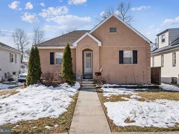 206 S Maple Ave, Maple Shade, NJ 08052