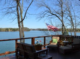 111 Mandalay Rd, Gainesville, GA 30501