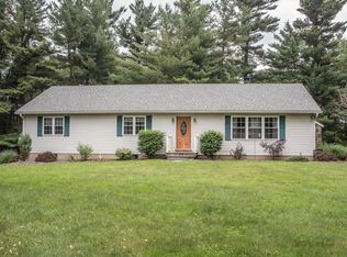 239 Pine Grove Rd, Newfoundland, PA 18445