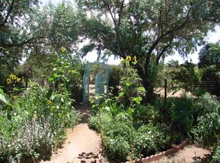 7 Casa Del Oro Way, Santa Fe, NM 87508