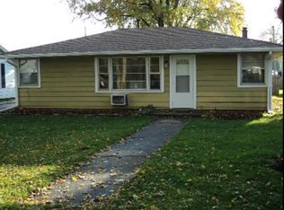 2404 Blossom St, Joliet, IL 60435