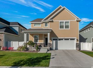 11182 S Del Andrae Ln, South Jordan, UT 84095