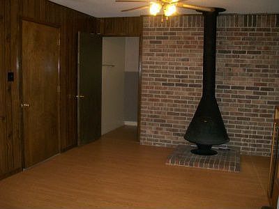 2nd image of 161 Dawn Dr