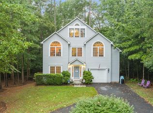 96 Land Or Dr, Ruther Glen, VA 22546