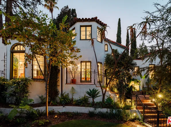 6823 Iris Pl, Los Angeles, CA 90068