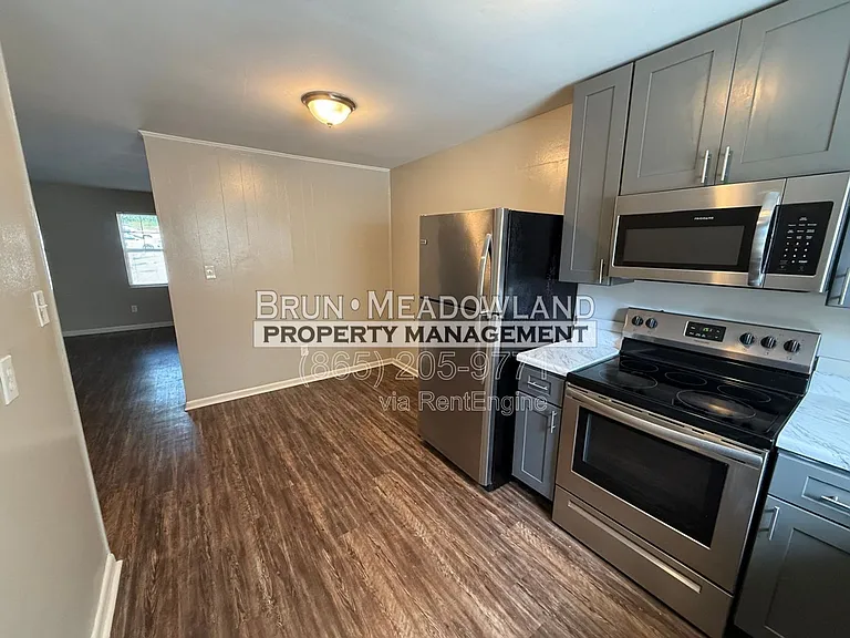 5540 N Broadway St #17 — Photo 10